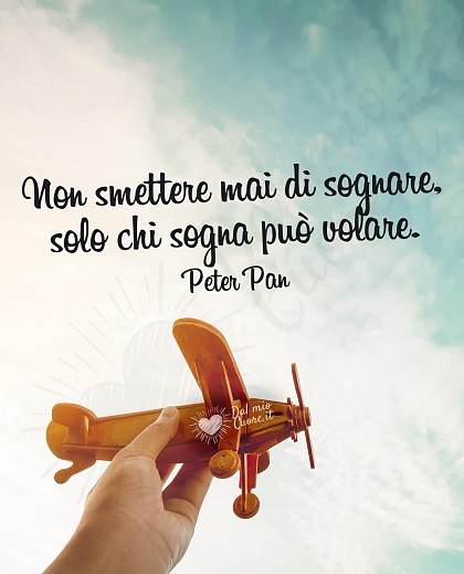 Stato di Whatsapp sui sogni: Non smettere mai di sognare, solo chi sogna può volare
